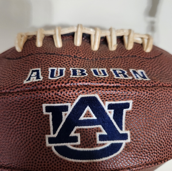 Auburn Tigers Football Tote Purse Shoulder Bag. Embroidered Logos. Zipper Close - Picture 2 of 7
